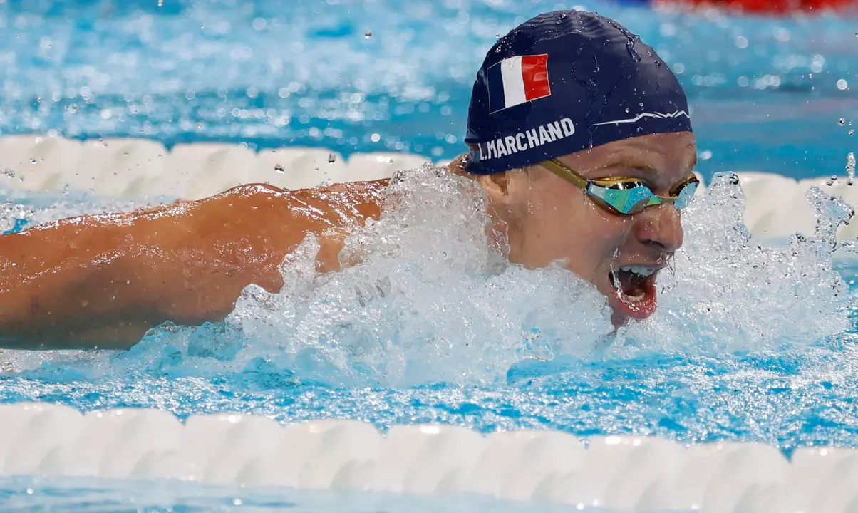 El franc&eacute;s L&eacute;on Marchand en la piscina de La Defense Arena en Paris, Francia. EFE/EPA/MAST IRHAM