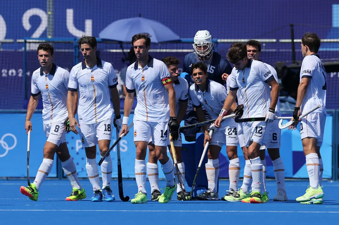 El equipo espa&ntilde;ol durante la semifinal masculina de hockey. EFE/ Miguel Guti&eacute;rrez