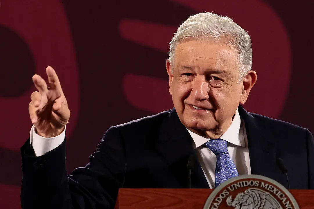 El presidente de M&eacute;xico, Andr&eacute;s Manuel L&oacute;pez Obrador, habla en su conferencia de prensa matutina en el Palacio Nacional de Ciudad de M&eacute;xico (M&eacute;xico). Imagen de archivo. EFE/ Jos&eacute; M&eacute;ndez