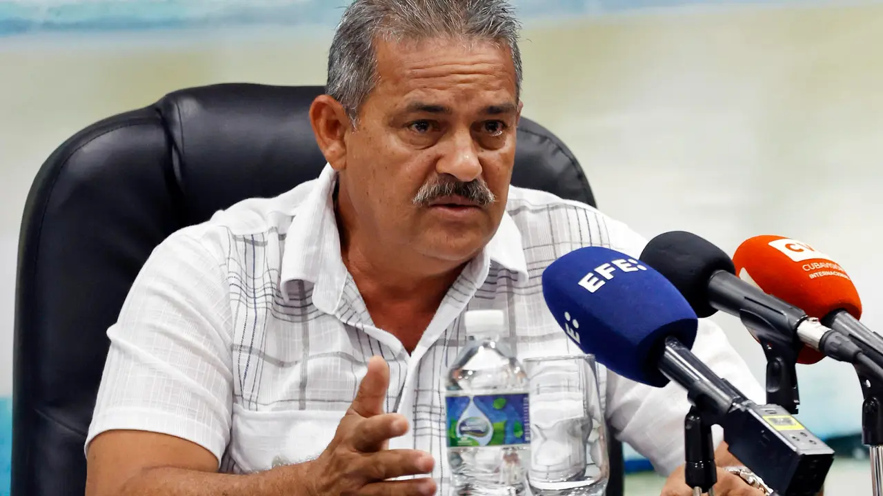Jos&eacute; Antonio Miranda, director de Alto Rendimiento del Instituto de Deporte, Educaci&oacute;n F&iacute;sica y Recreaci&oacute;n (INDER) de Cuba, fue registrado este viernes, 17 de mayo, durante una rueda de prensa, en La Habana (Cuba). EFE/Ernesto Mastrascusa