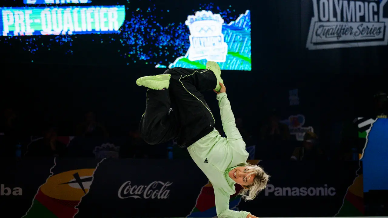 La portuguesa Vanessa Marina va a por todas en los Juegos Ol&iacute;mpicos de Par&iacute;s y quiere ganar una medalla en un deporte que se estrena en esta edici&oacute;n, el breaking, del que esta b-girl es la &uacute;nica representante de su pa&iacute;s que compite.EFE/ Redbull Content Pool/Little Shao/Haru Grafics SOLO USO EDITORIAL/SOLO DISPONIBLE PARA ILUSTRAR LA NOTICIA QUE ACOMPA&Ntilde;A (CR&Eacute;DITO OBLIGATORIO)